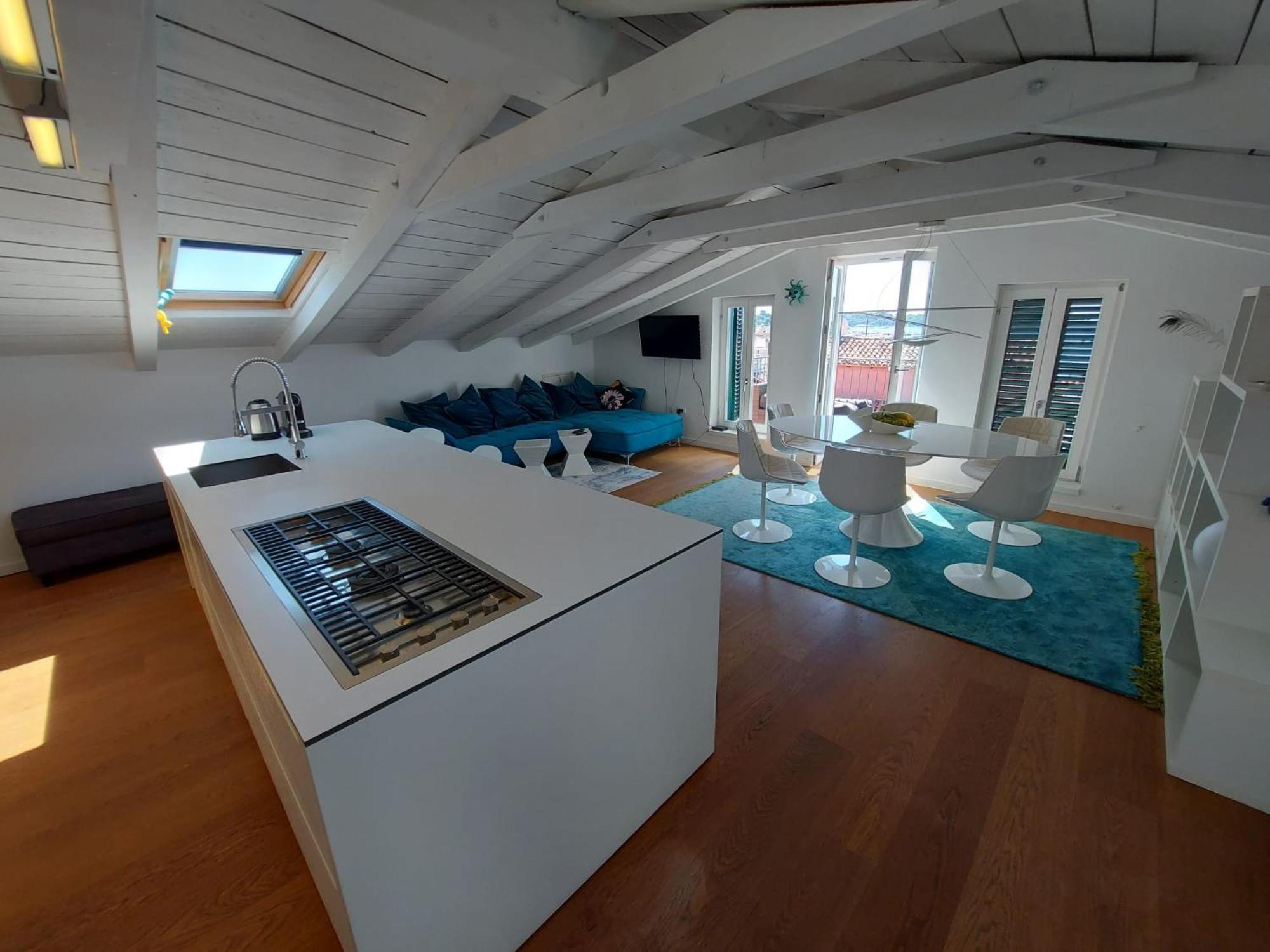 Apartamento Beautiful Sunsets Over The Roofs Of Rovinj Exterior foto